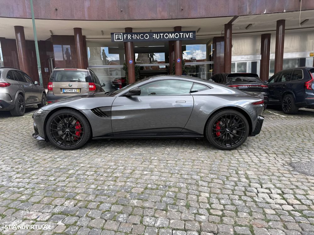 Aston Martin Vantage Coupe V8 - 1
