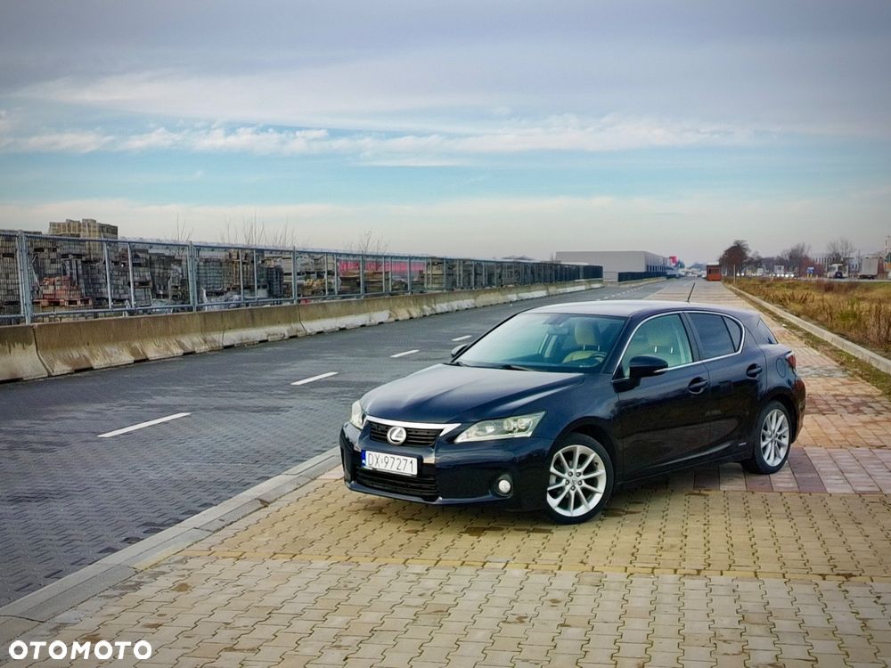Lexus CT - 35