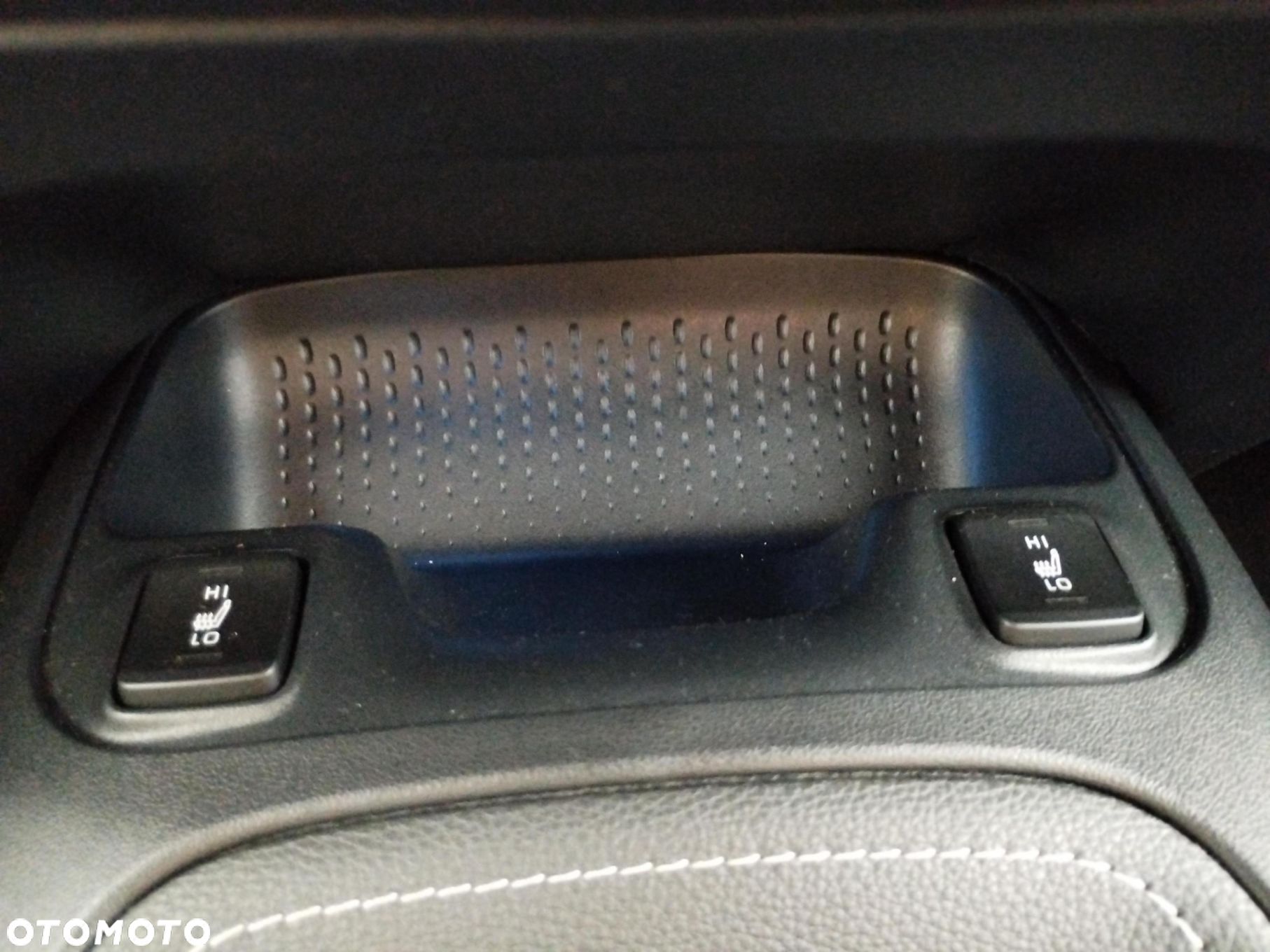 Toyota Corolla - 25