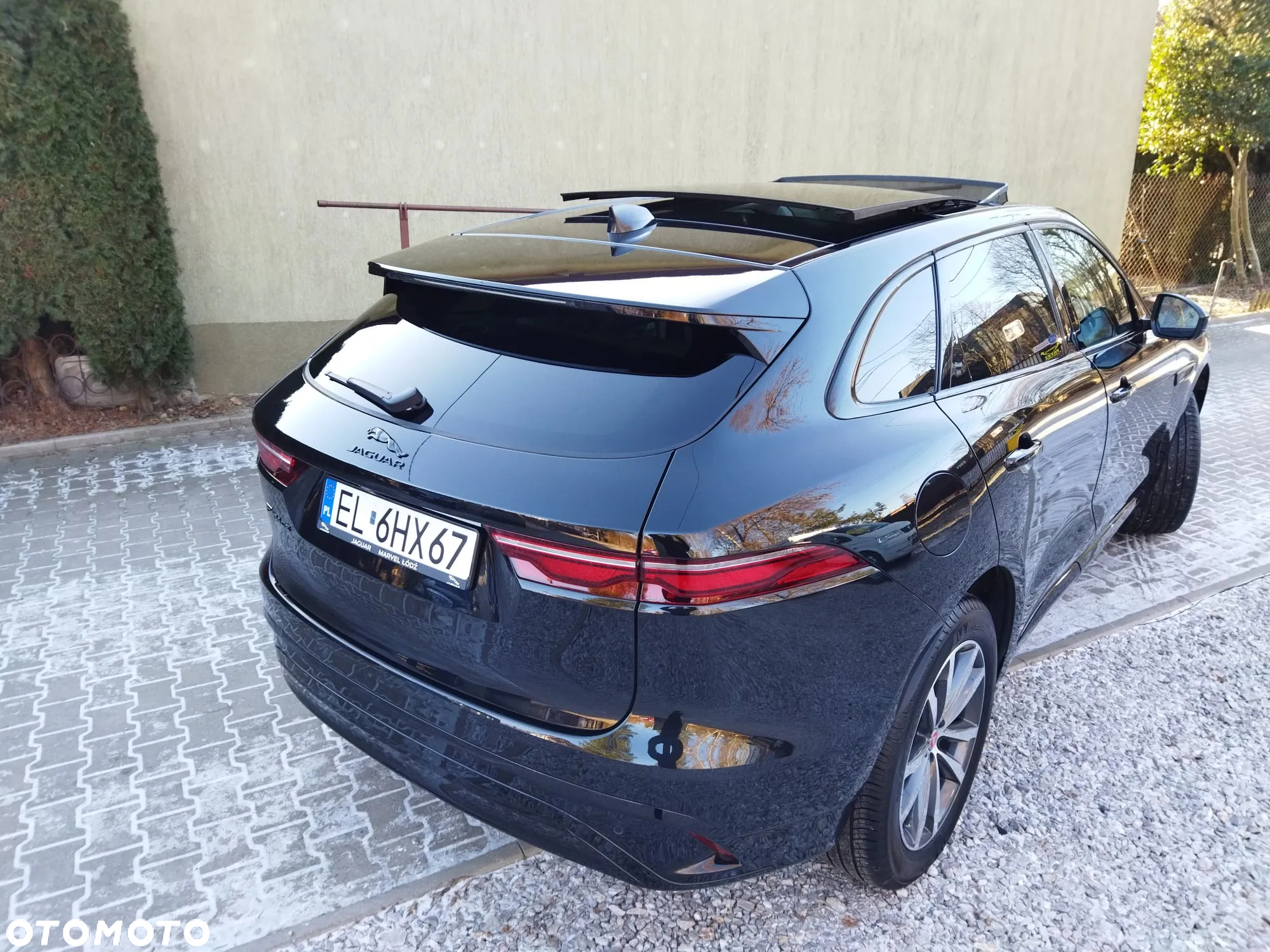 Jaguar F-Pace P250 AWD R-Dynamic Black - 22