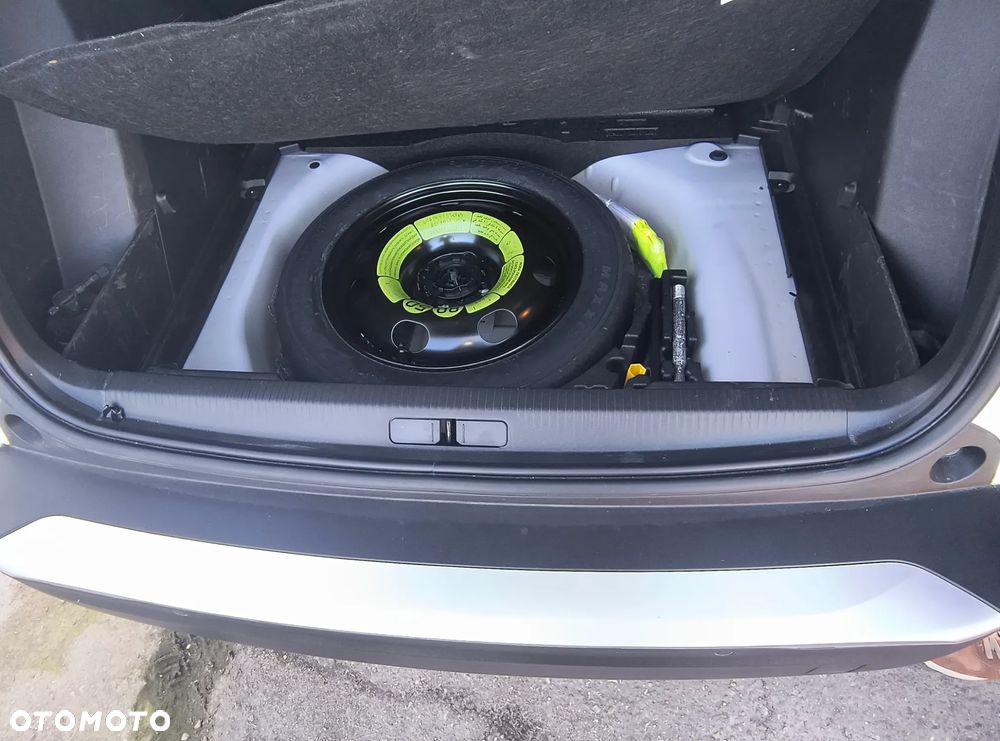 Peugeot 2008 1.5 BlueHDi GT S&S - 11