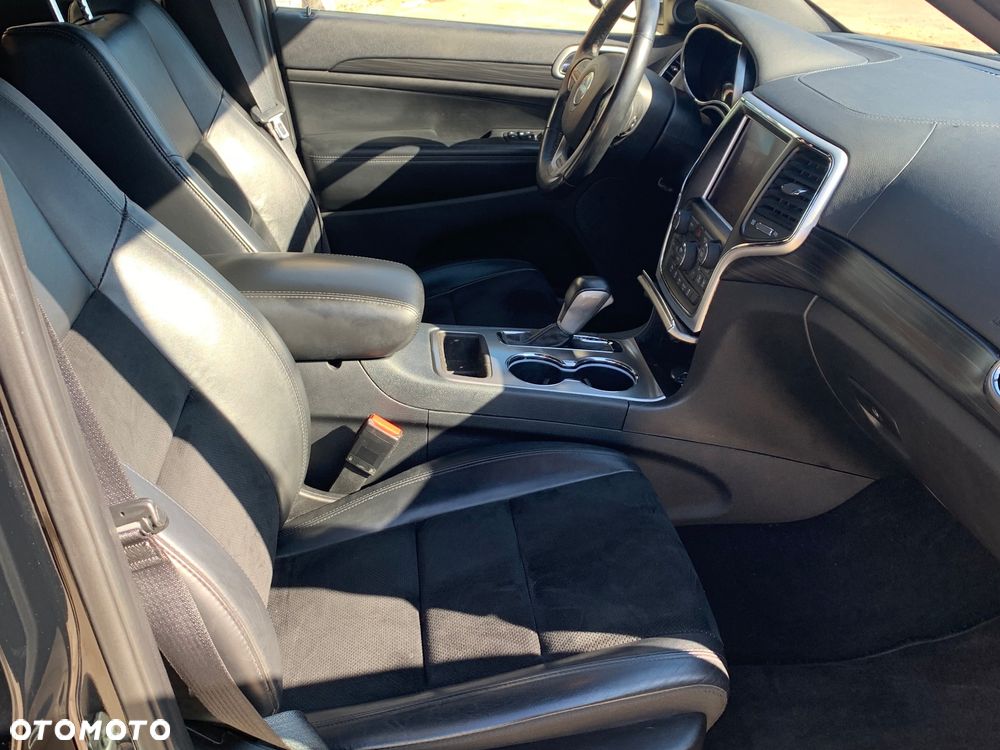 Jeep Grand Cherokee 3.6 V6 Laredo - 30
