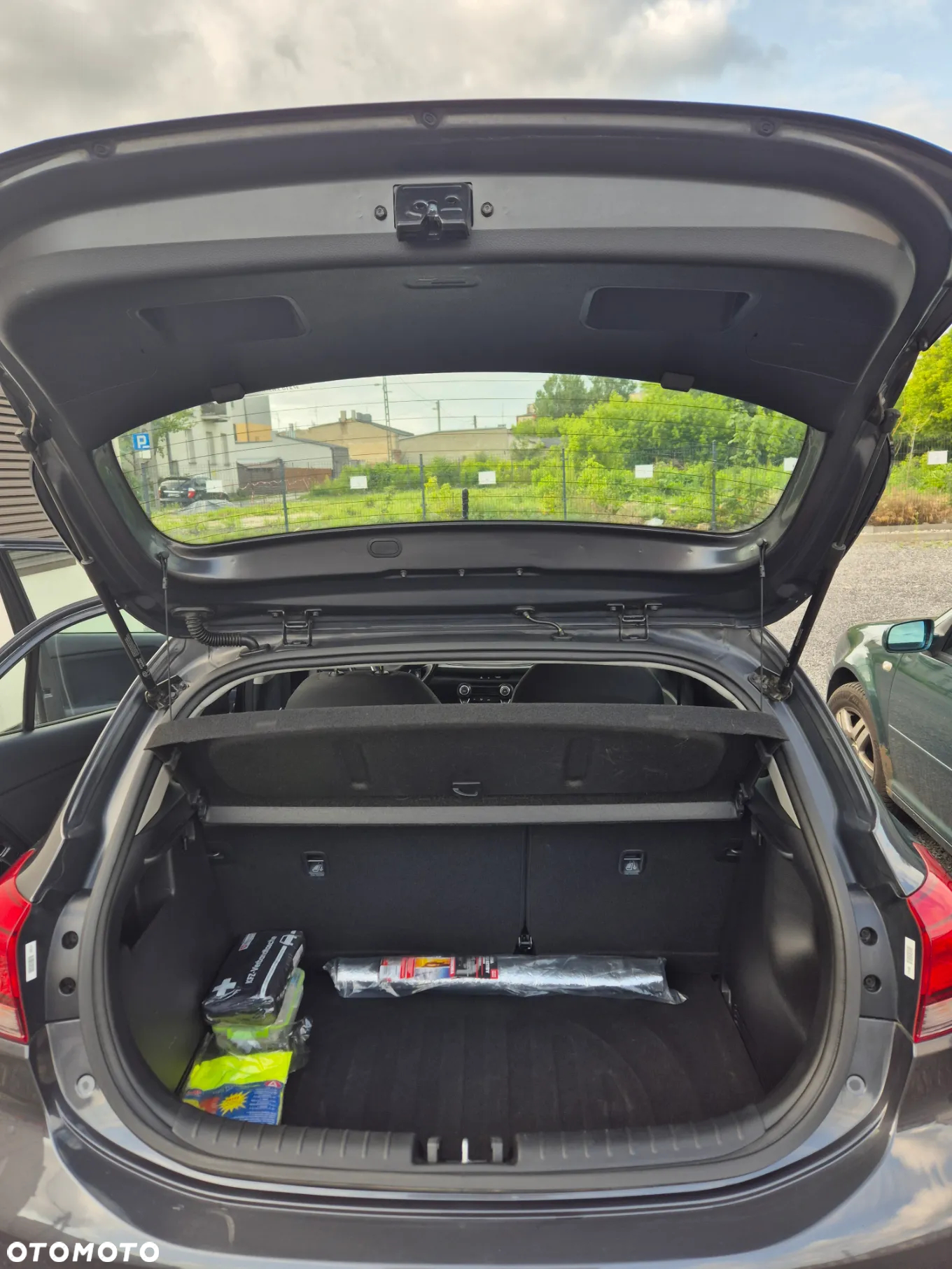 Kia Rio - 10