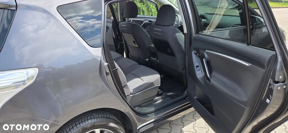 Toyota Verso 1.8 Premium EU5 7os - 25