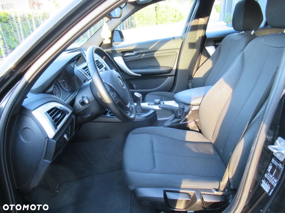 BMW Seria 1 118i Edition M Sport Shadow - 14