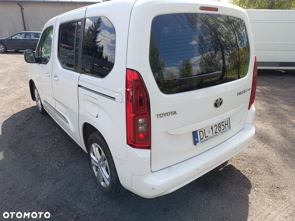 Toyota Proace City Verso 1.5 D-4D Business - 17
