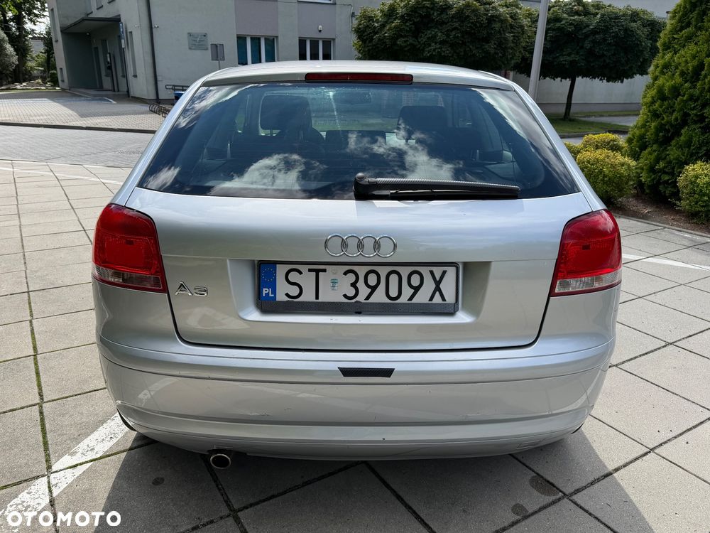 Audi A3 3-drzwiowe 1.6 Ambiente - 14