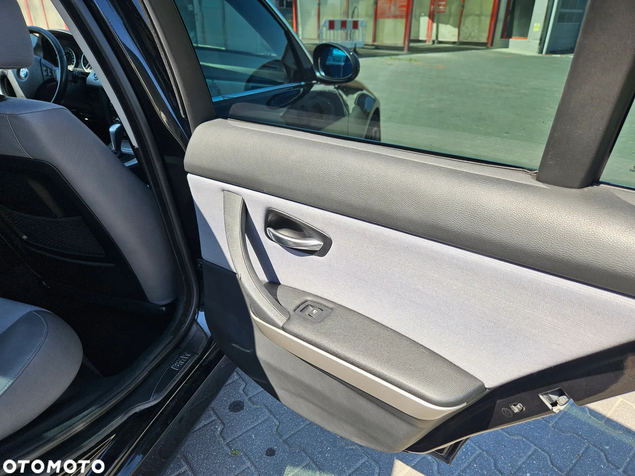 BMW Seria 3 320i - 18