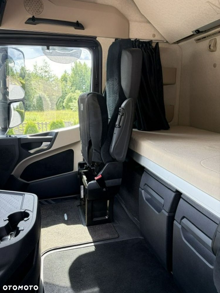 Mercedes-Benz Actros 18.48 Giga Space Piękny Standard - 28