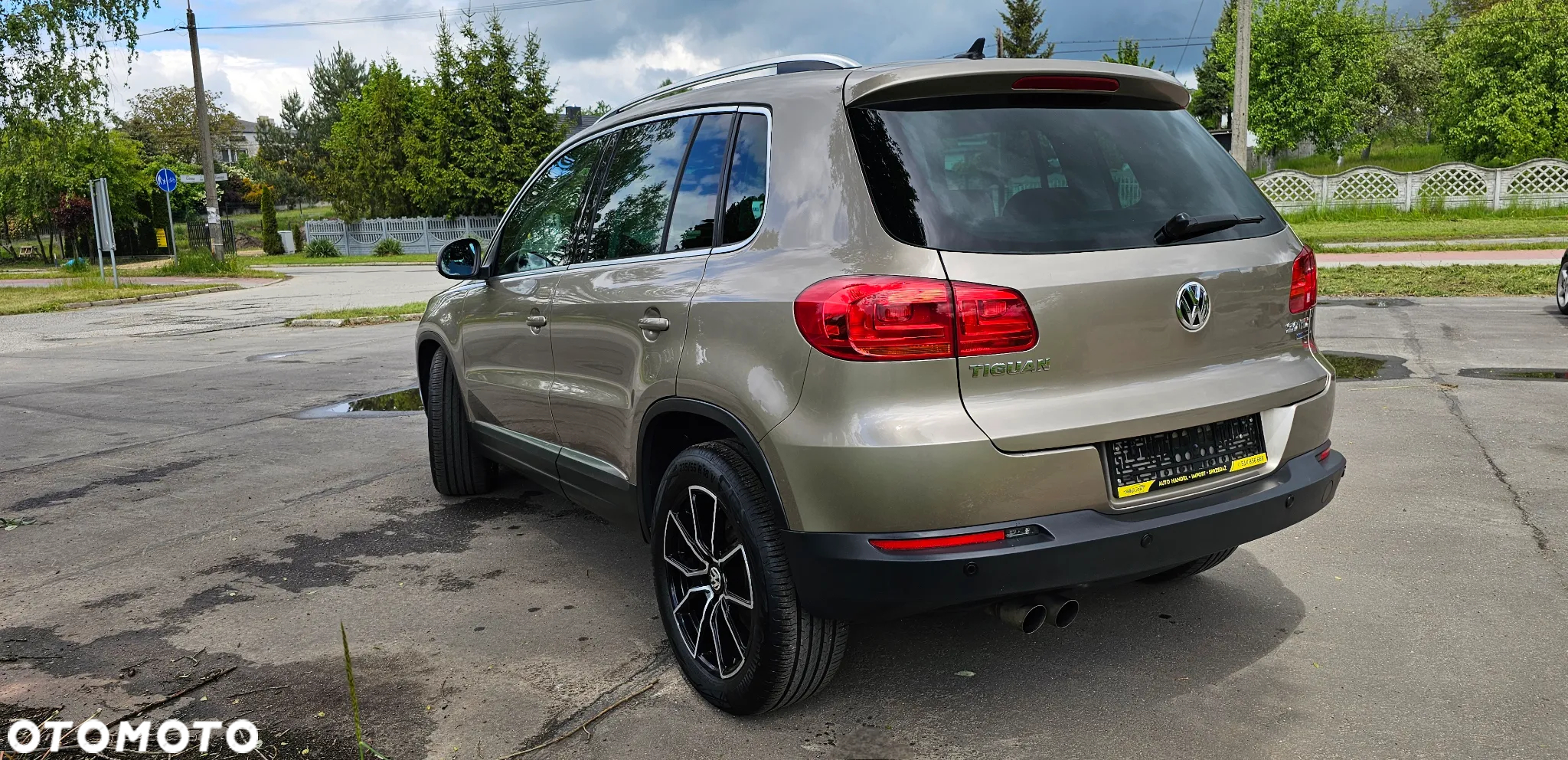 Volkswagen Tiguan - 8