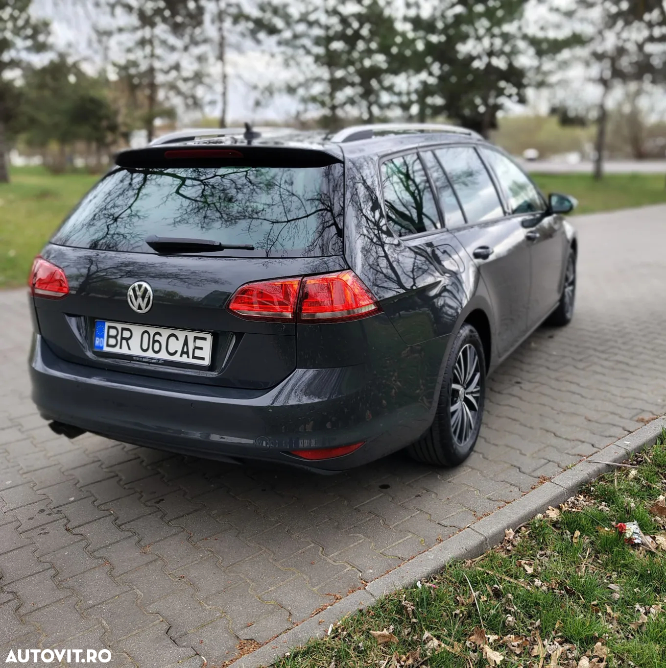 Volkswagen Golf Variant 2.0 TDI BlueMotion Technology DSG Allstar - 14