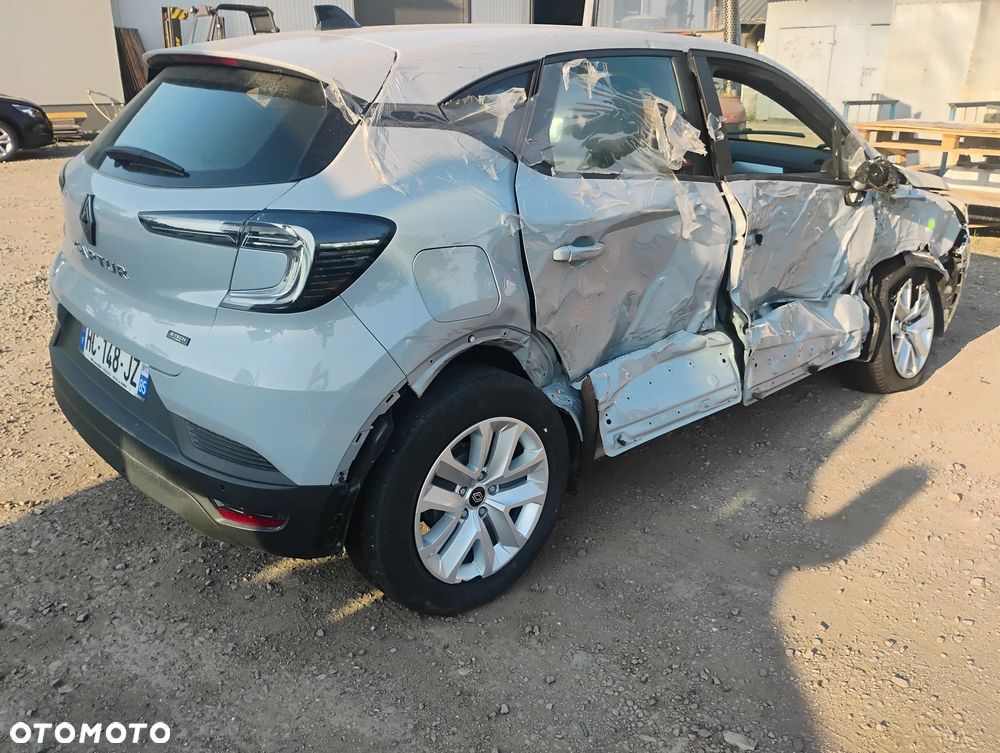 Renault Captur E-TECH Full 145 TECHNO - 11