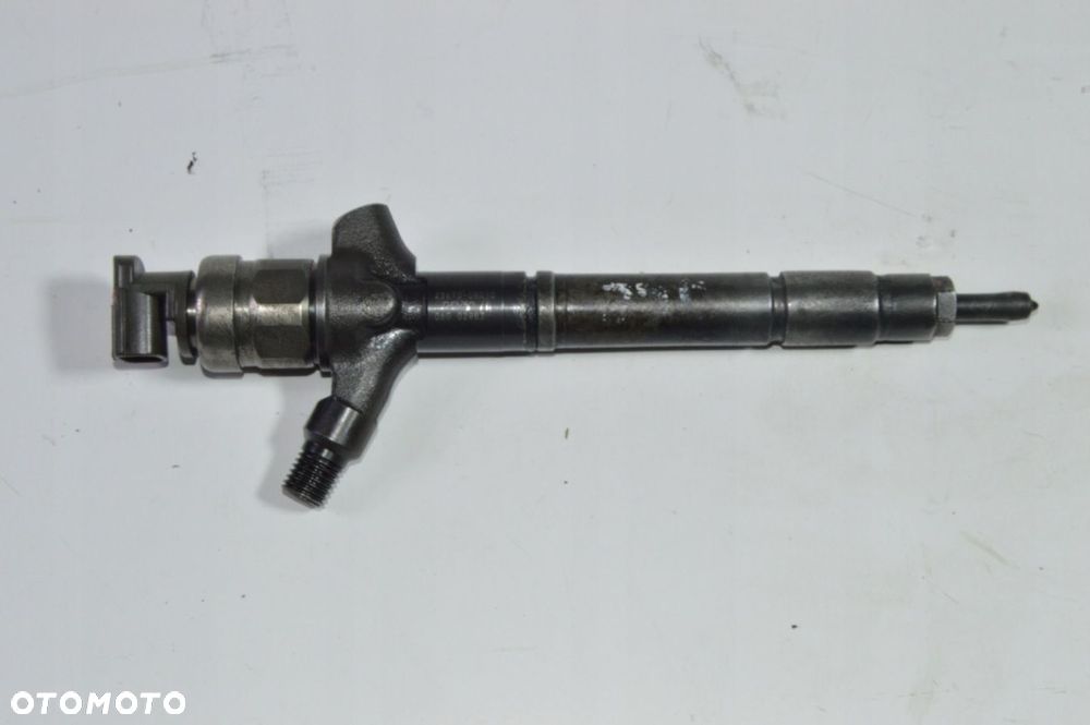 wtrysk wtryskiwacz toyota avensis verso rav4 2.0 2.2 d4d 23670-0r01010 - 1