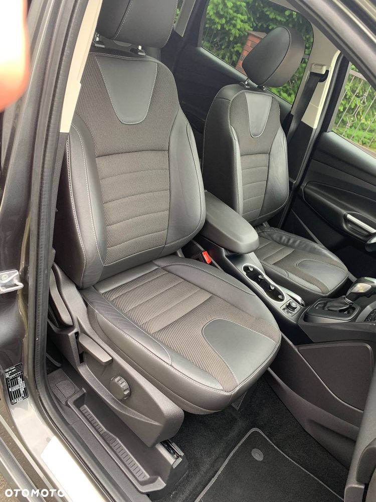 Ford Kuga 2.0 TDCi 4x4 Individual - 27
