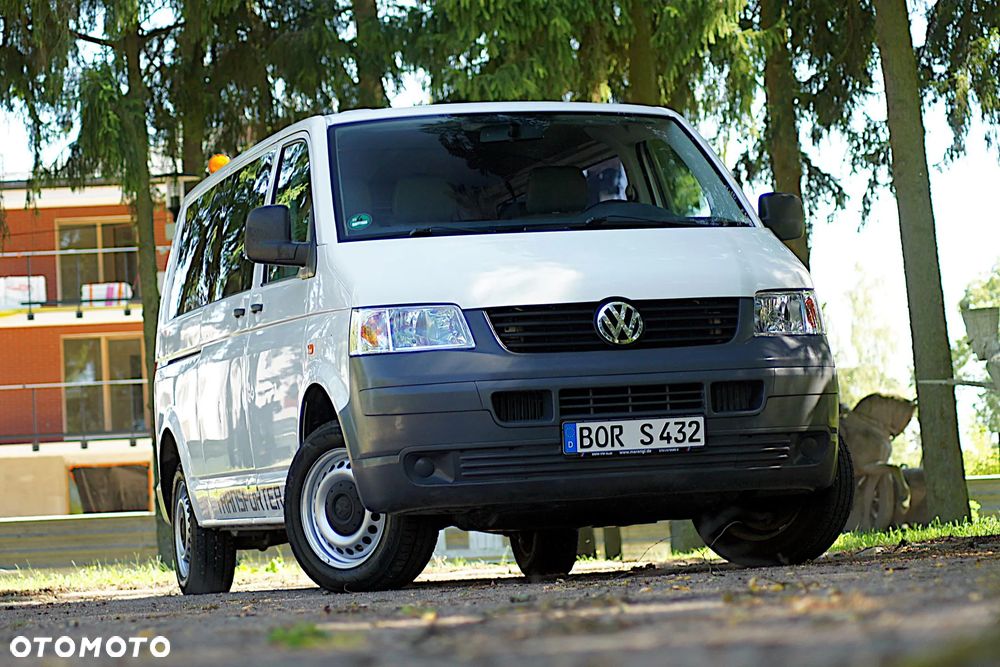 Volkswagen Transporter Caravelle Lang Trendline - 9