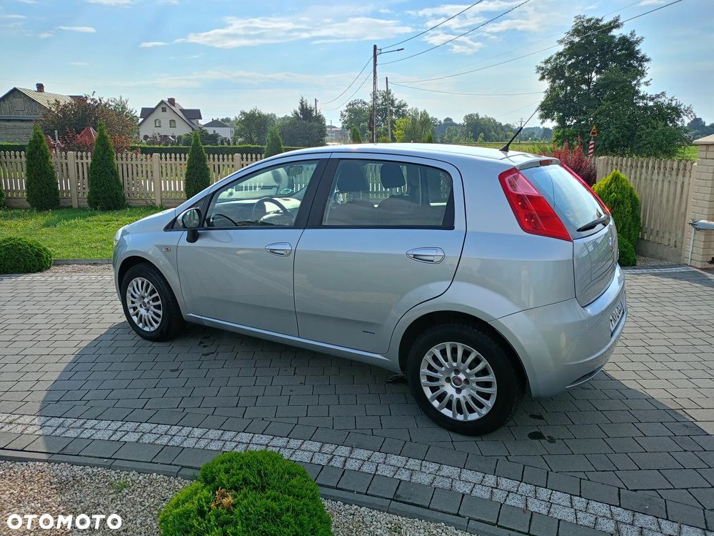 Fiat Grande Punto 1.4 8V - 10