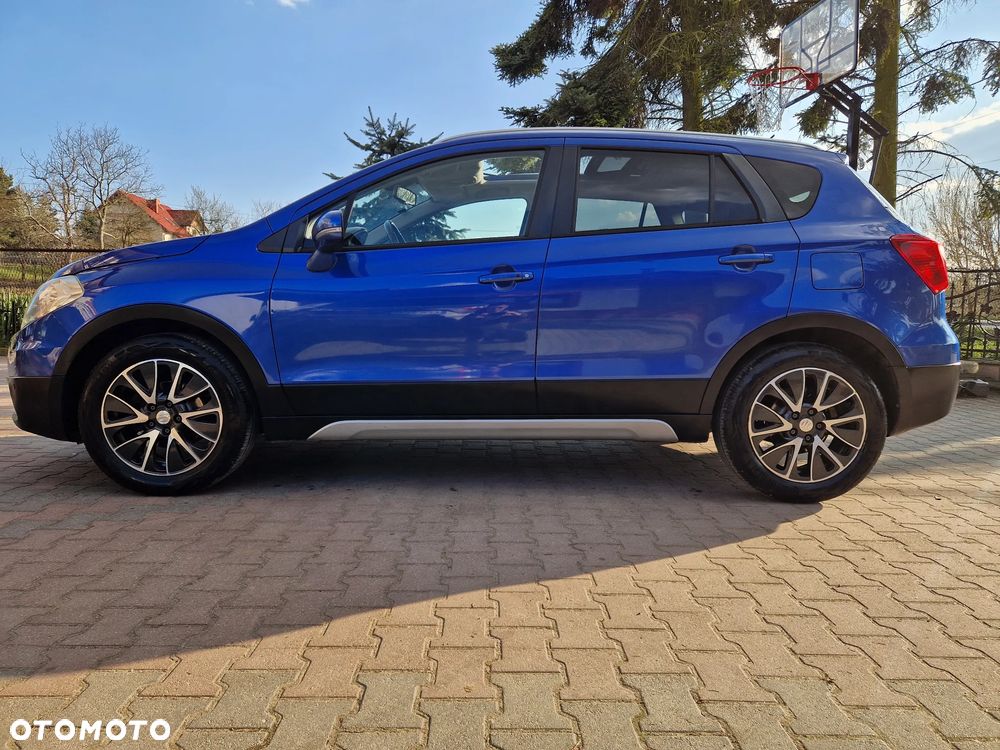 Suzuki S-Cross - 4