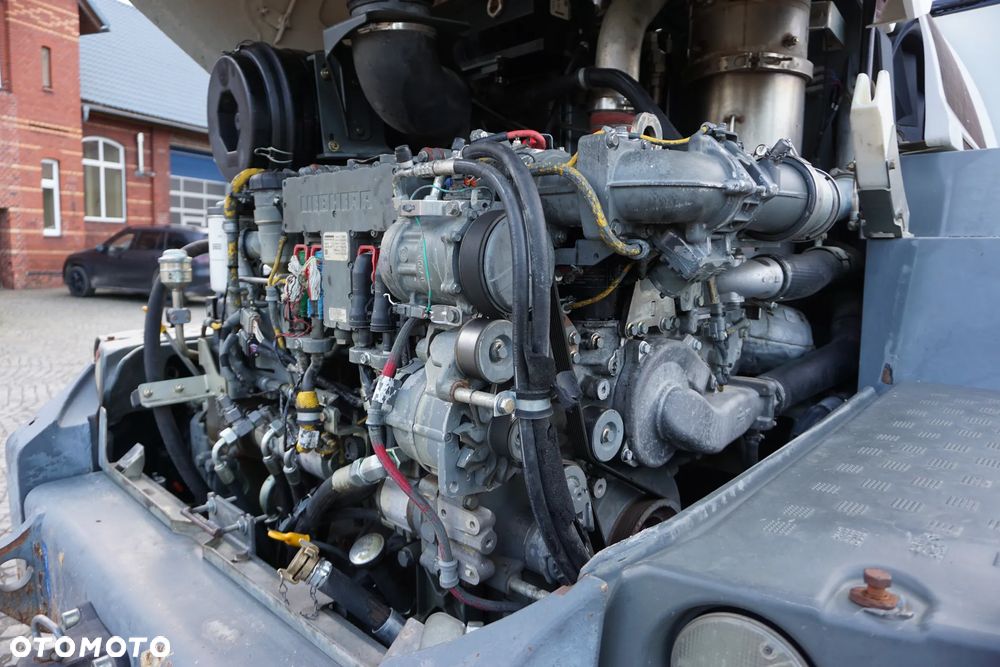 Liebherr L 556 - 12