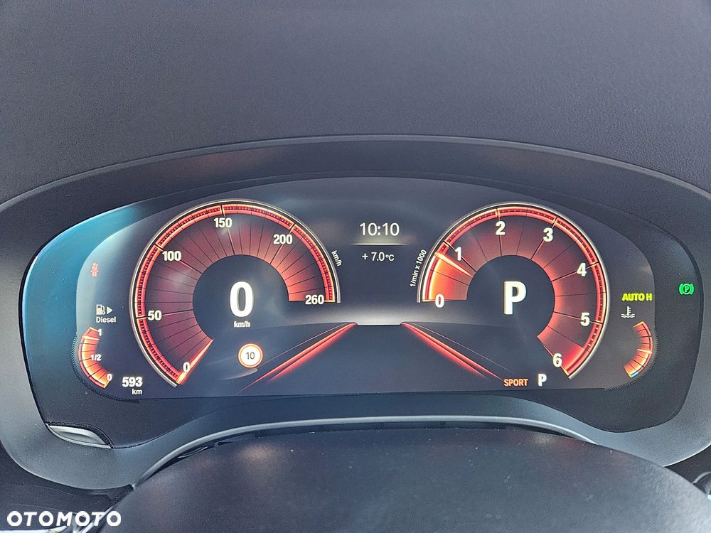 BMW Seria 5 520d xDrive Luxury Line - 34