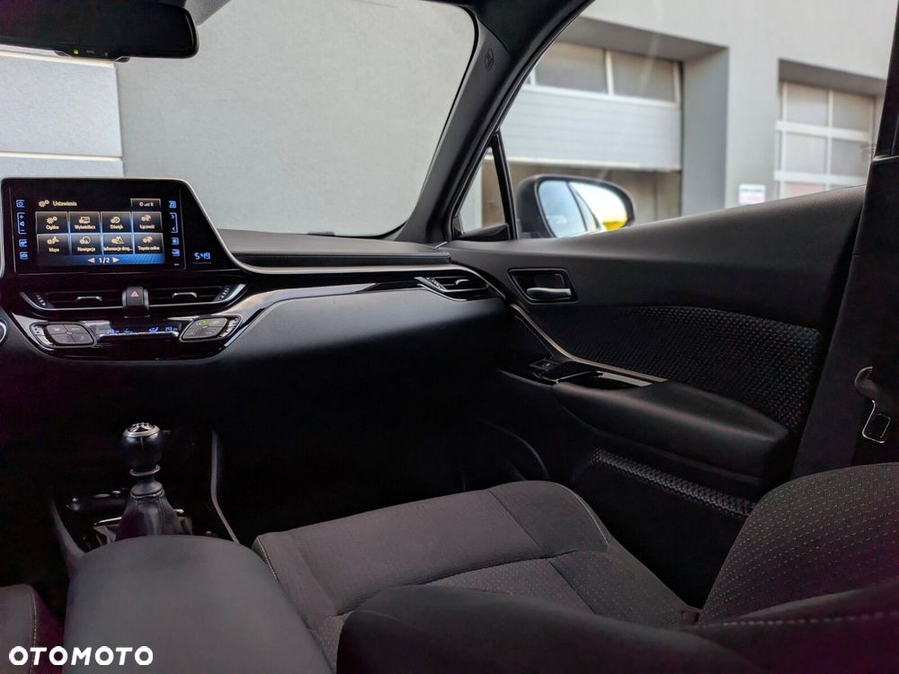 Toyota C-HR 1.2 T Prestige - 13