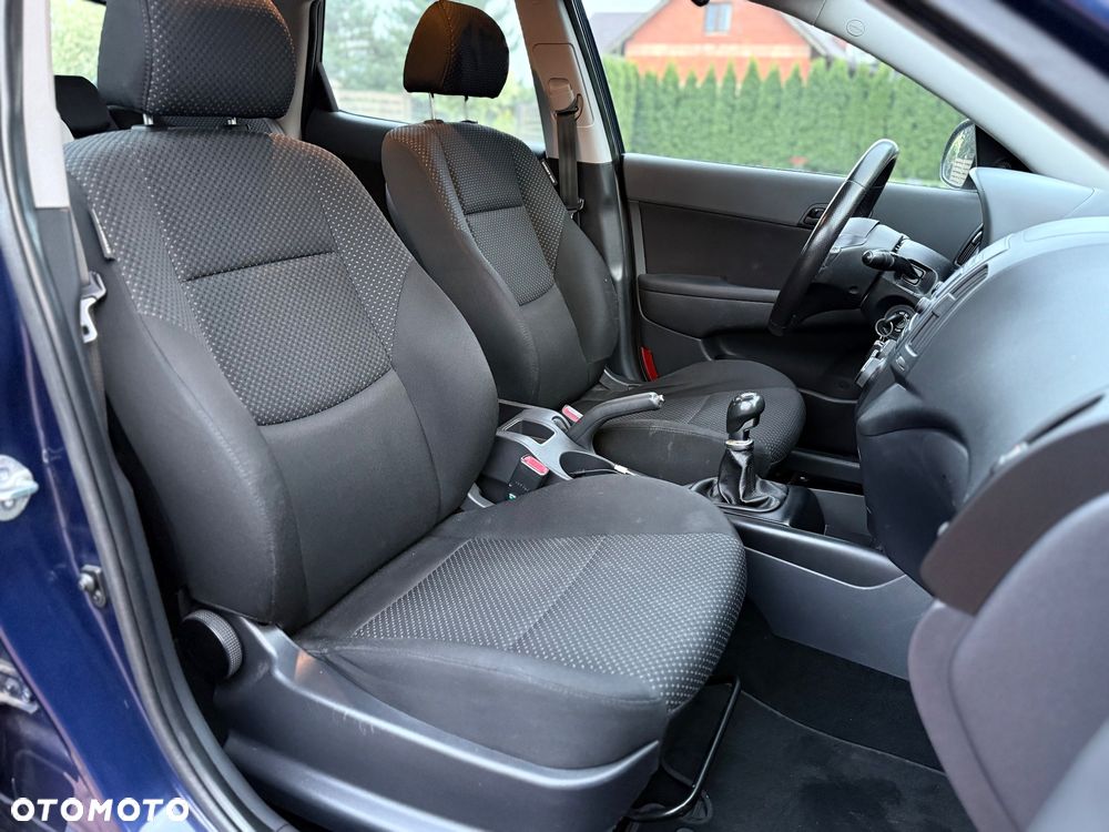 Hyundai i30 1.4 Blue Classic - 22
