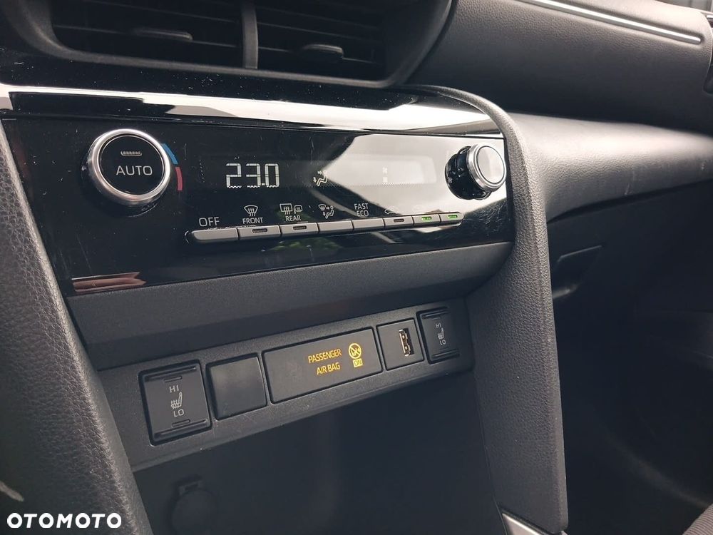 Toyota Yaris Cross - 17