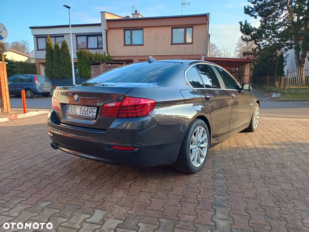 BMW Seria 5 518d - 4