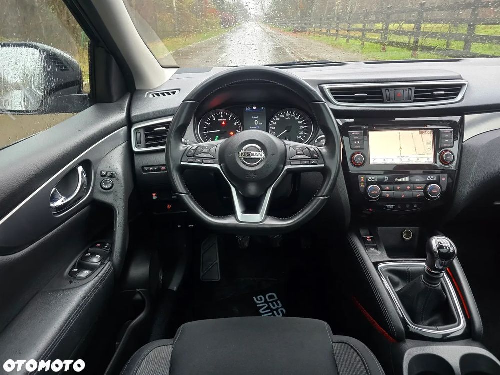 Nissan Qashqai 1.3 DIG-T TEKNA - 5