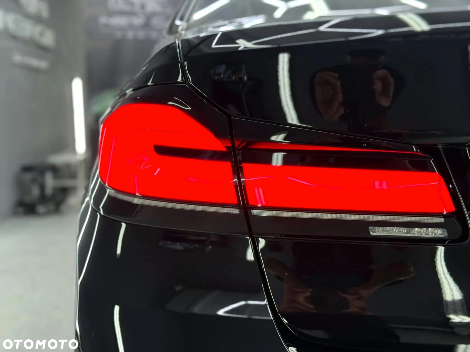 BMW Seria 5 520d Luxury Line sport - 8