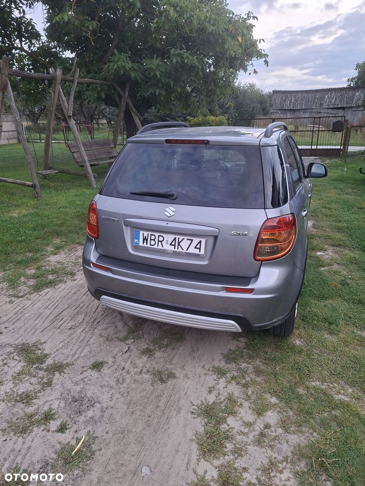 Suzuki SX4 - 4