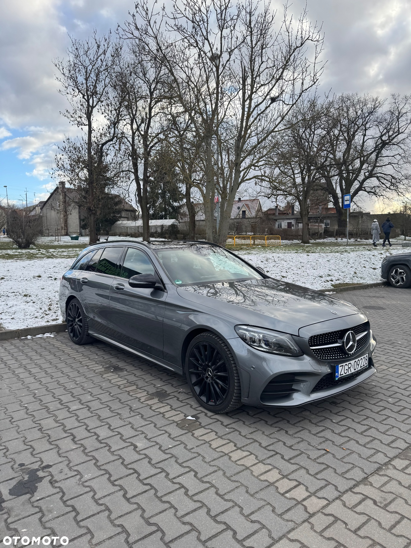Mercedes-Benz Klasa C 220 d 4Matic T 9G-TRONIC AMG Line - 23