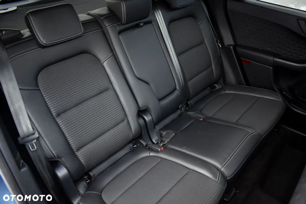 Ford Kuga 2.0 EcoBlue 4x4 TITANIUM X - 37