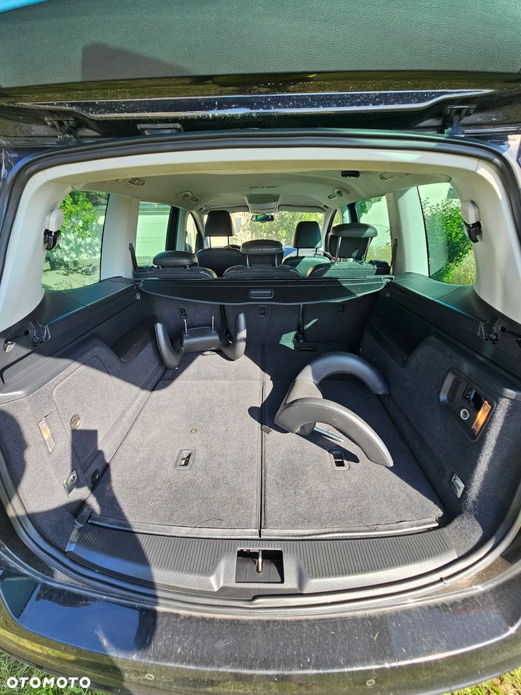 Volkswagen Sharan 2.0 TDI Comfortline DSG - 7