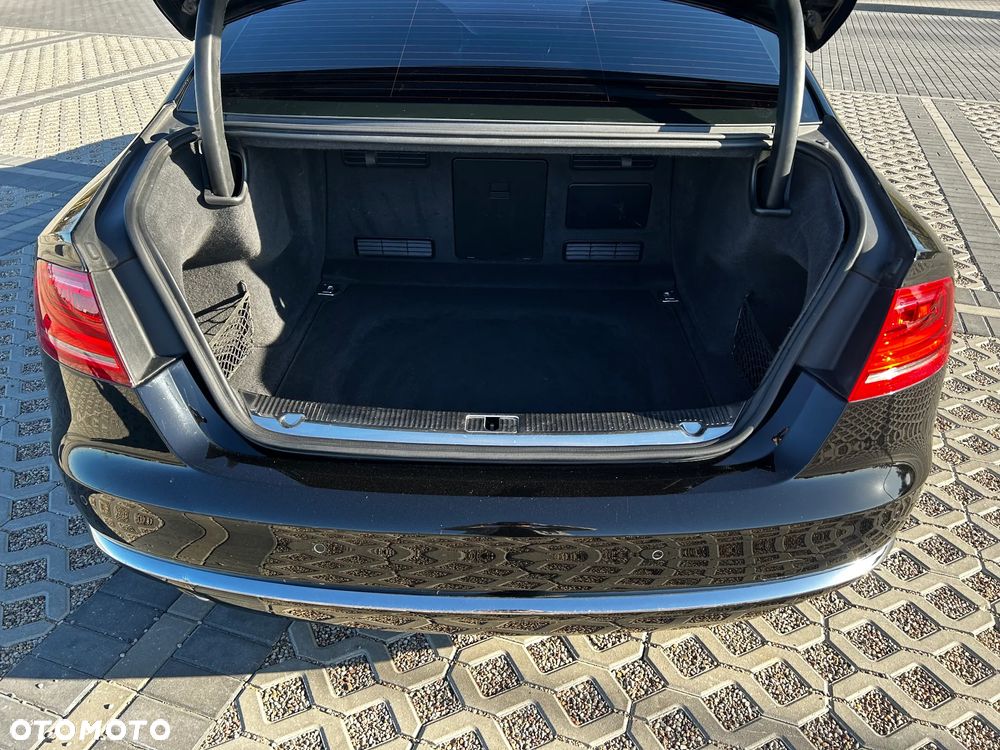 Audi A8 4.2 TDI Quattro - 8