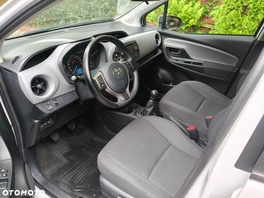 Toyota Yaris 1.5 Active - 14