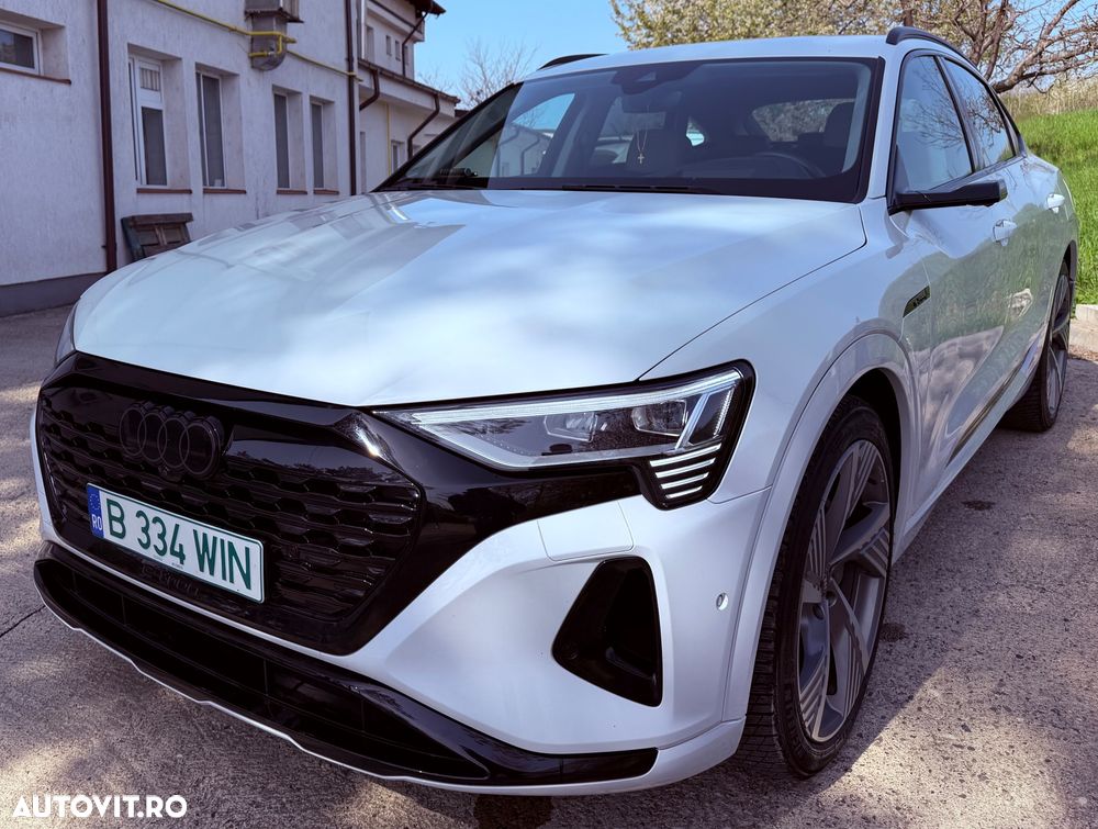 Audi Q8 55 quattro Advanced - 2