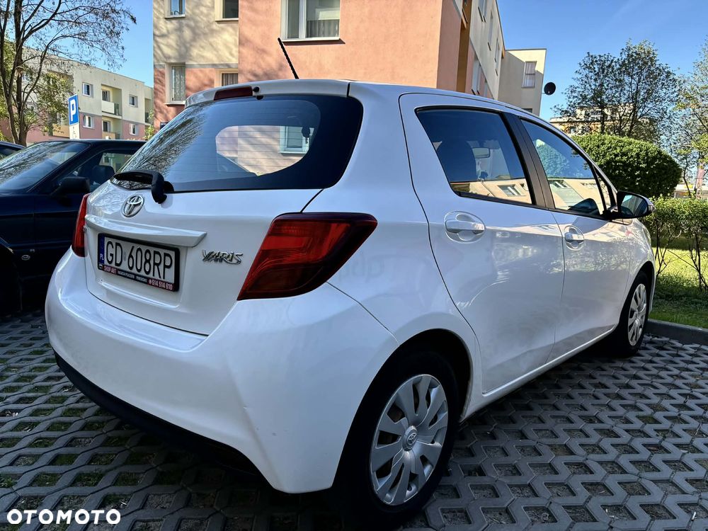 Toyota Yaris 1.0 Life EU6 - 3
