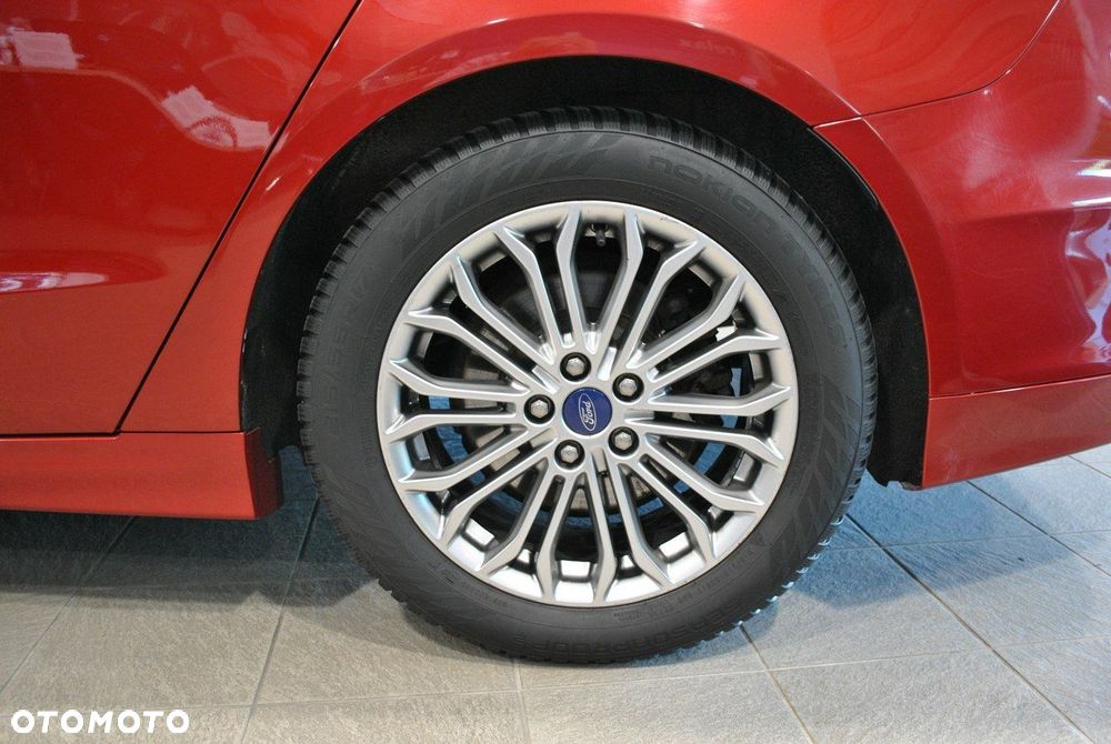 Ford Mondeo 2.0 EcoBlue Titanium - 28