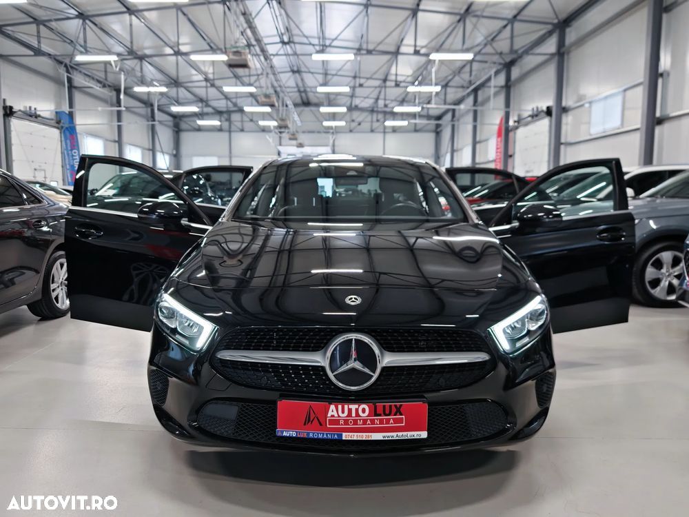 Mercedes-Benz A 250 e Sedan 8G-DCT - 17