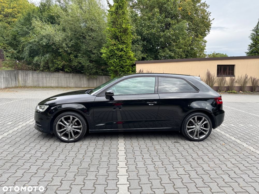 Audi A3 3-drzwiowe 2.0 TDI S tronic Attraction - 4