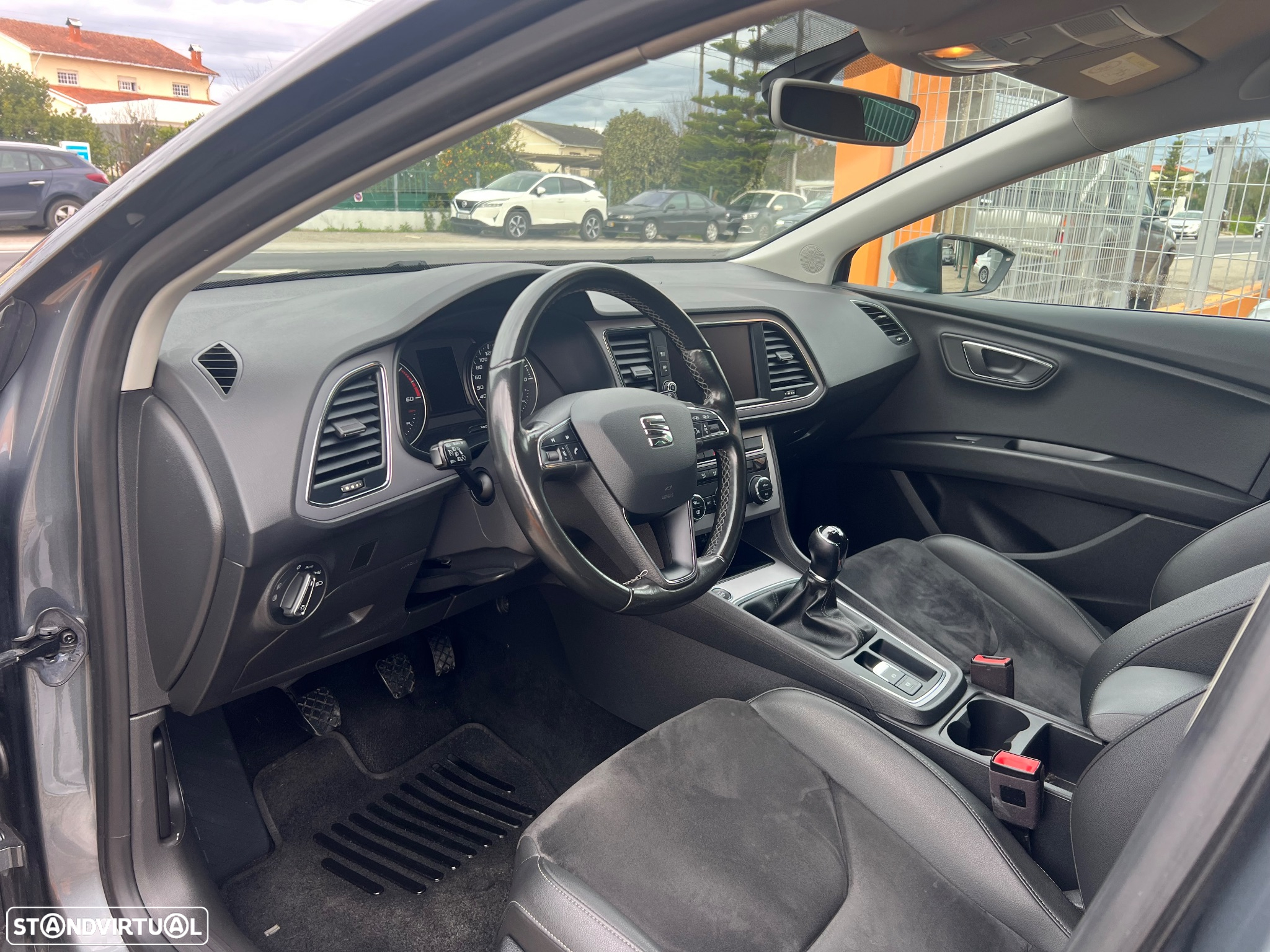 SEAT Leon 1.6 TDI FR S/S - 13