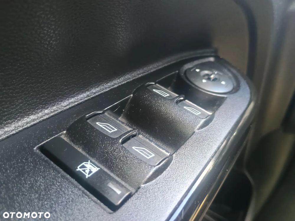 Ford B-MAX 1.0 EcoBoost Titanium - 18