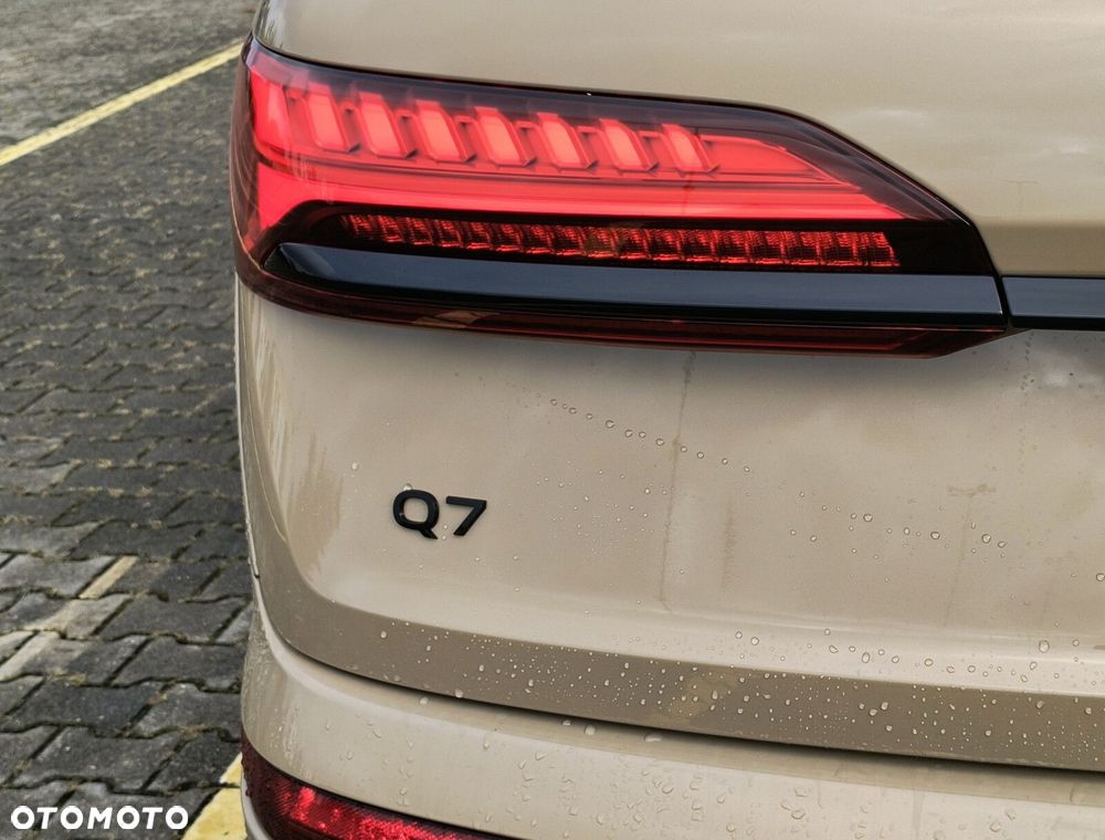 Audi Q7 60 TFSI e PHEV Quattro S Line Tiptr - 7