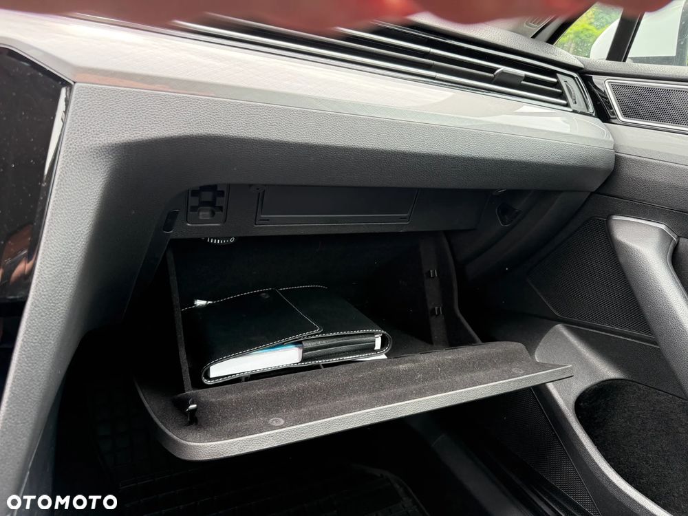 Volkswagen Passat 2.0 TDI Business DSG - 22