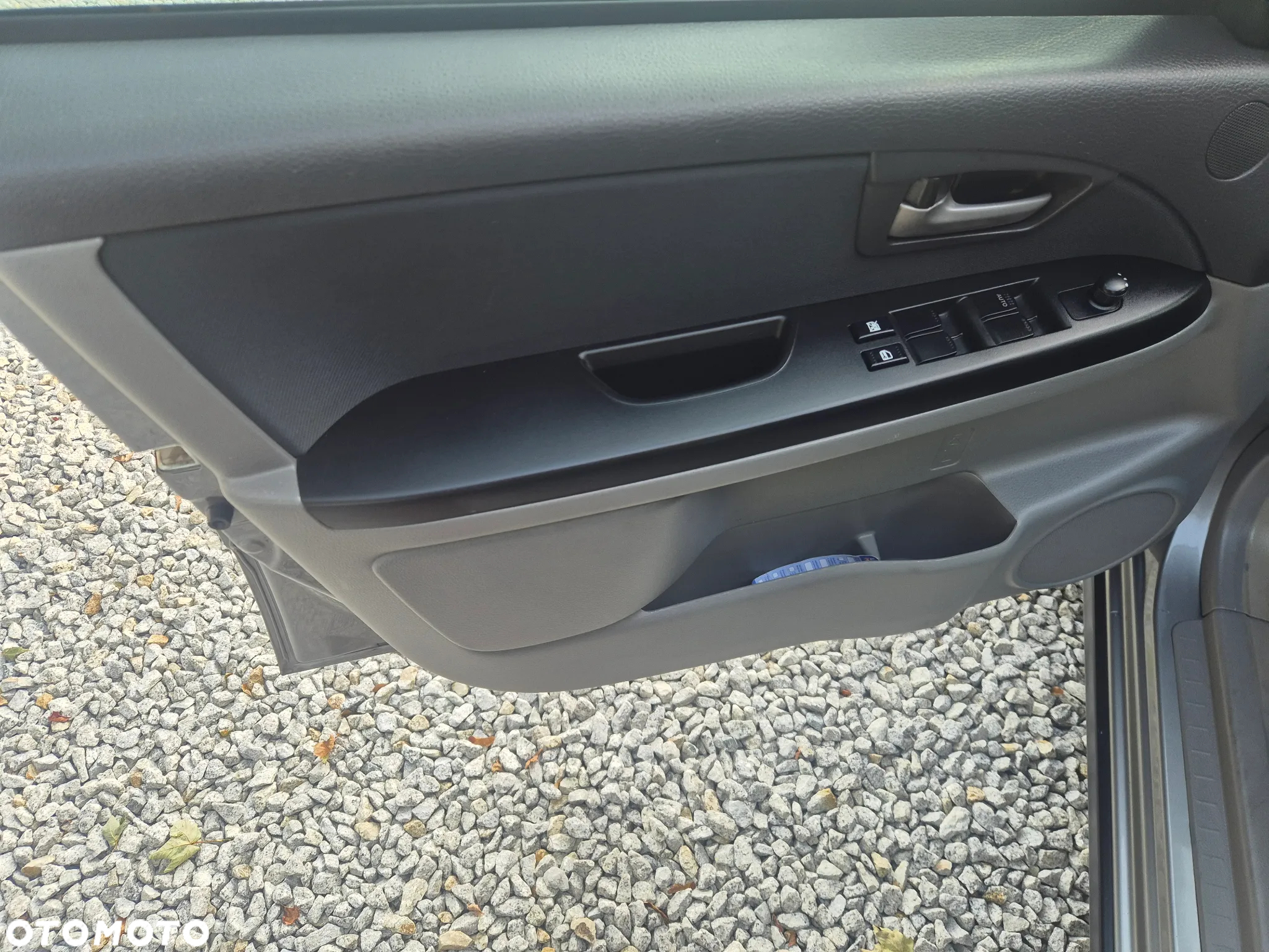 Suzuki SX4 1.9 DDiS DPF 4x4 Comfort - 16