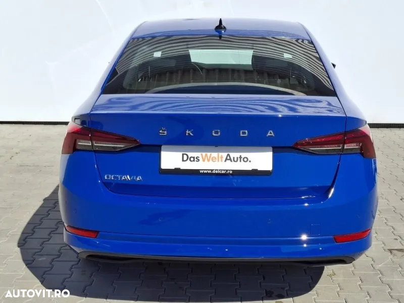 Skoda Octavia 2.0 TDI DSG Ambition - 10