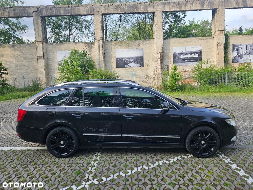 Skoda Superb 2.0 TDI DSG Elegance - 5