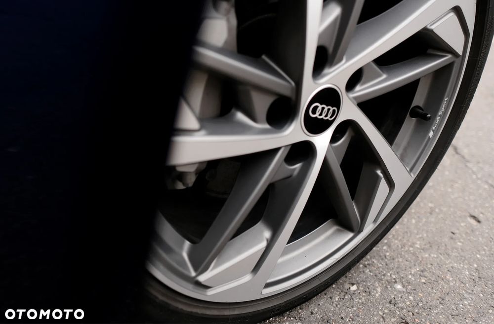 Audi A4 Limousine 45 TFSI mHEV Quattro Black Edition S tronic - 12