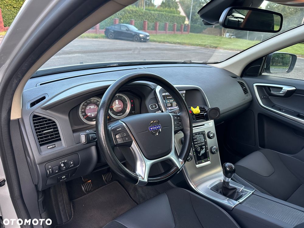 Volvo XC 60 - 18