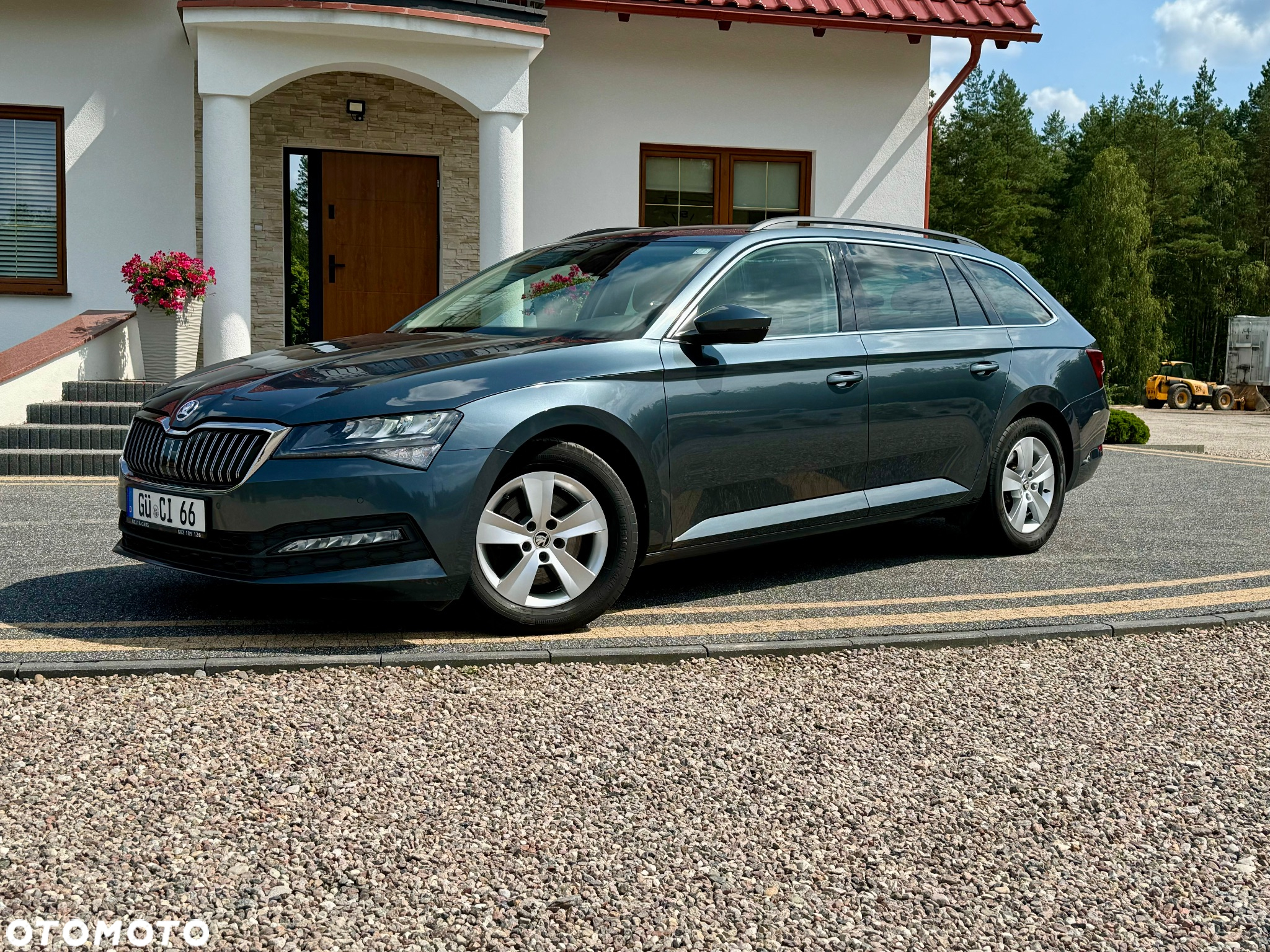 Skoda Superb 2.0 TDI DSG Ambition - 3